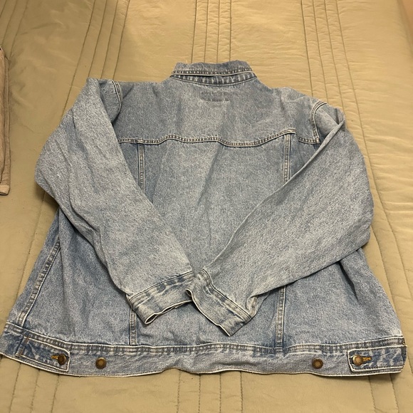 Wrangler Rugged Wear Jean Jacket (XXL) - Picture 4 of 5